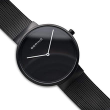 Load image into Gallery viewer, BERING Time | Unisex Slim Watch 14539-122 | 39MM Case | Classic Collection | Stainless Steel Strap | Scratch-Resistant Sapphire Crystal | Minimalistic - Designed in Denmark