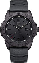 Load image into Gallery viewer, Luminox Pacific Diver 3121.BO Sea Series Mens Black Watch