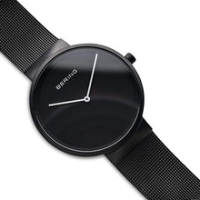 Load image into Gallery viewer, BERING Time | Unisex Slim Watch 14539-122 | 39MM Case | Classic Collection | Stainless Steel Strap | Scratch-Resistant Sapphire Crystal | Minimalistic - Designed in Denmark
