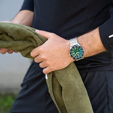Load image into Gallery viewer, Luminox Pacific Diver Green Stainless Steel Swiss Made Watch XS.3137
